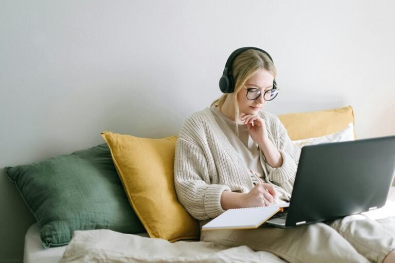 build a thriving online business