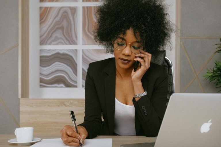 corporate customer help desk